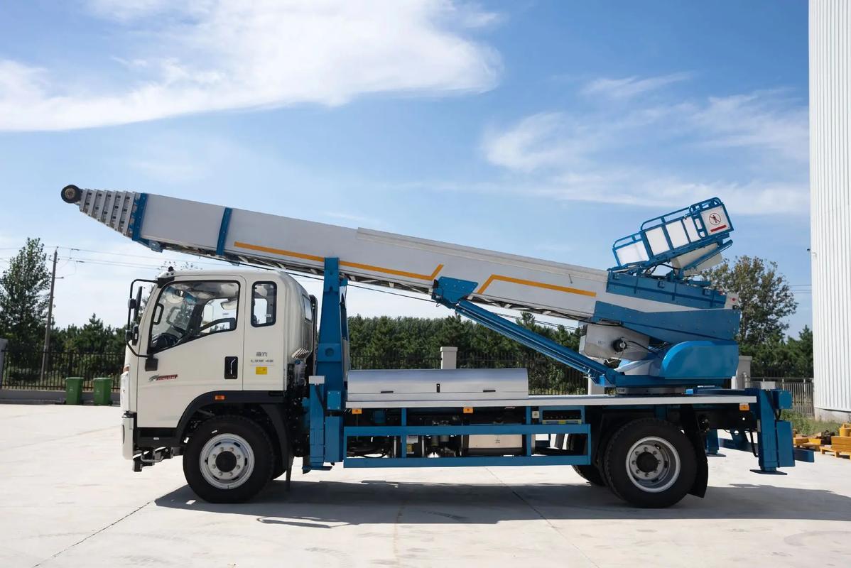 唐山丰南云梯上料车租赁费用