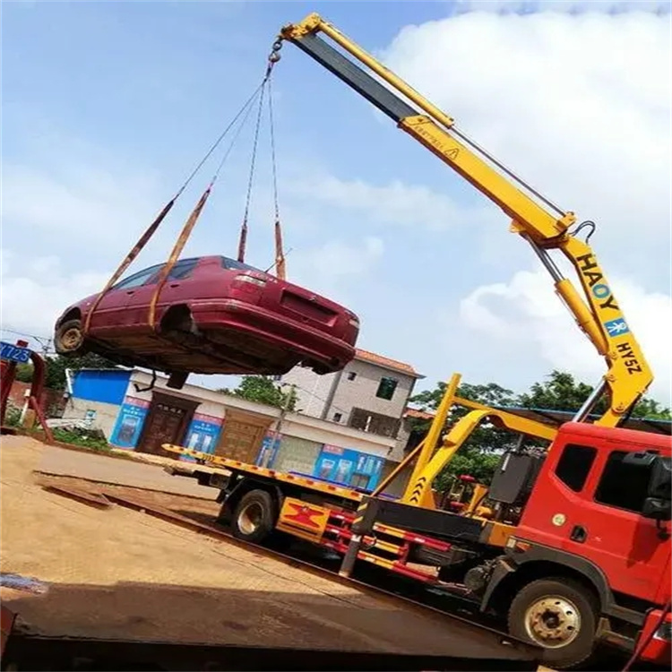 唐山丰南吊车吊汽车的正确方法